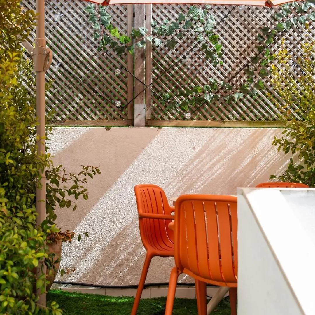 Gorgeous Rooftop 2-Bed Apt With Beautiful View Lissabon Appartement