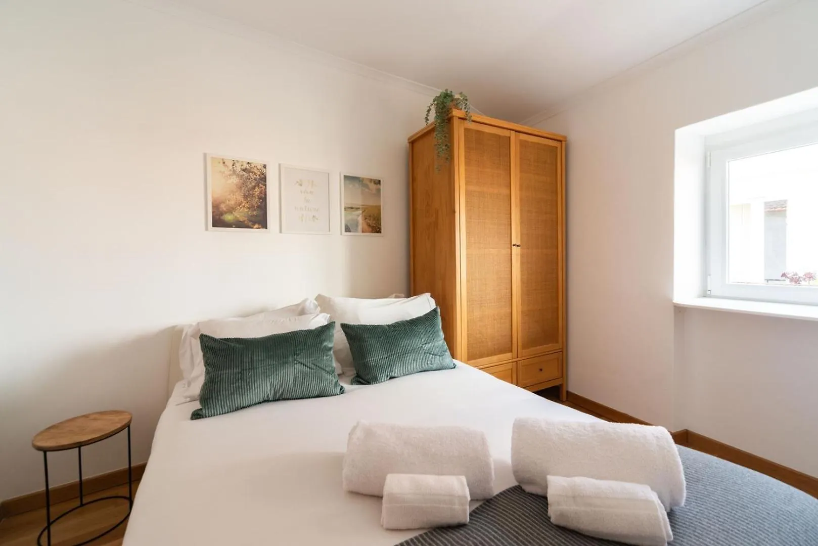 Appartement Gorgeous Rooftop 2-Bed Apt With Beautiful View Lissabon