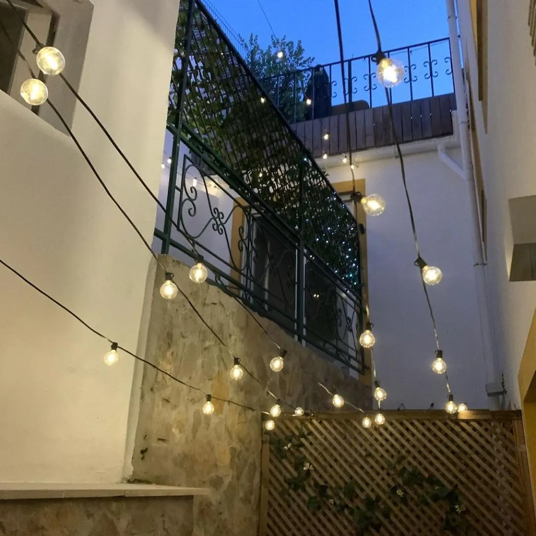 Gorgeous Rooftop 2-Bed Apt With Beautiful View Lissabon Appartement