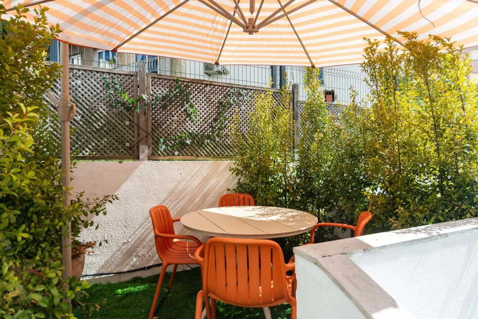 Gorgeous Rooftop 2-Bed Apt With Beautiful View Lissabon Appartement