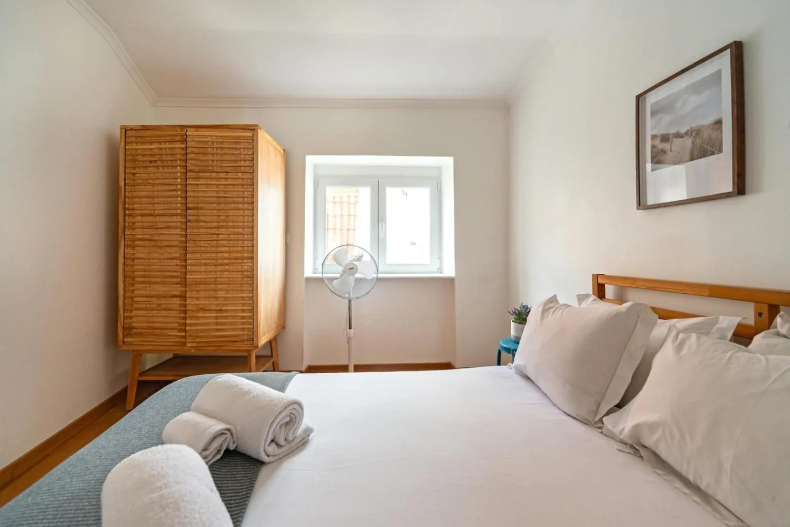 Gorgeous Rooftop 2-Bed Apt With Beautiful View Lissabon