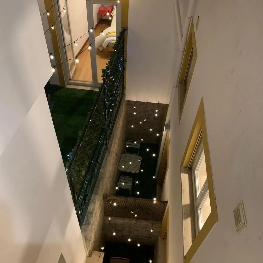 Apartment Gorgeous Rooftop 2-Bed Apt With Beautiful View Lissabon